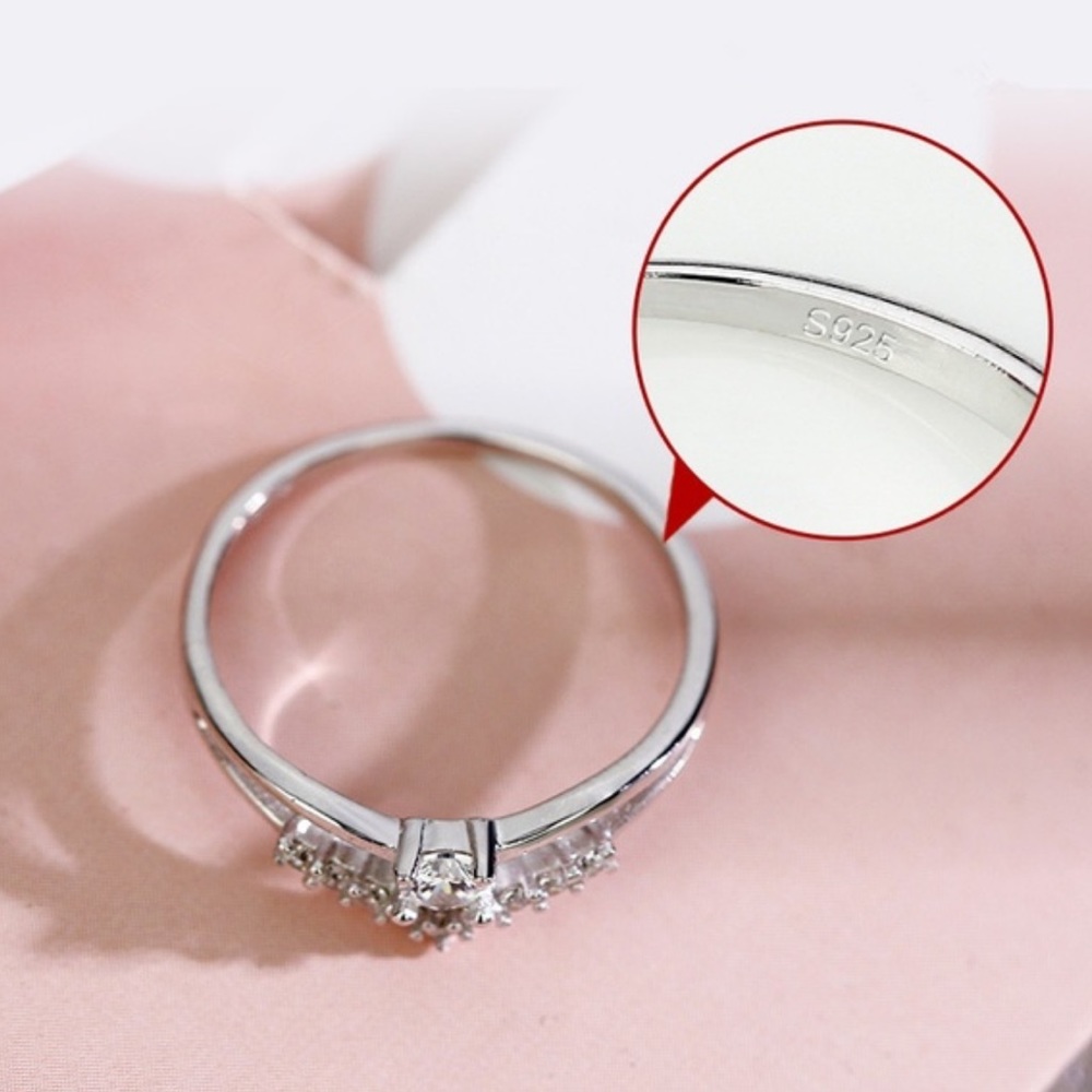 STERLING SILVER PERFECT PRINCESS RING SIZE 5.5 - Picture 3 of 8